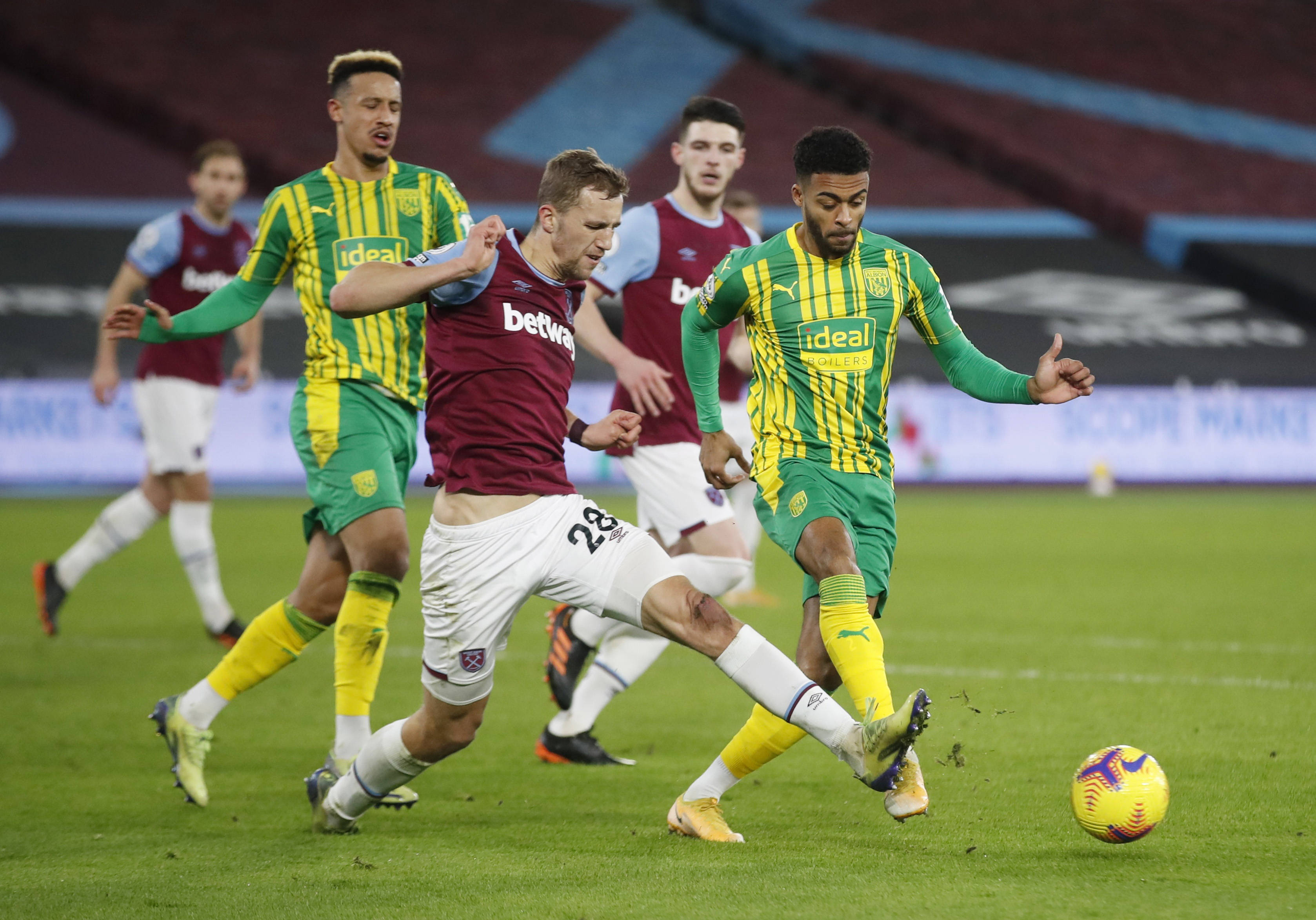 大陆羽赛》王子维32强苦战险胜小波波夫 宋硕芸也过头关.